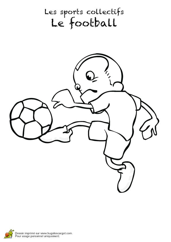 Image   colorier d un petit gar§on jouant au foot
