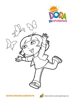 Dora l exploratrice entrain de jouer avec trois joyeux papillons dessin   colorier