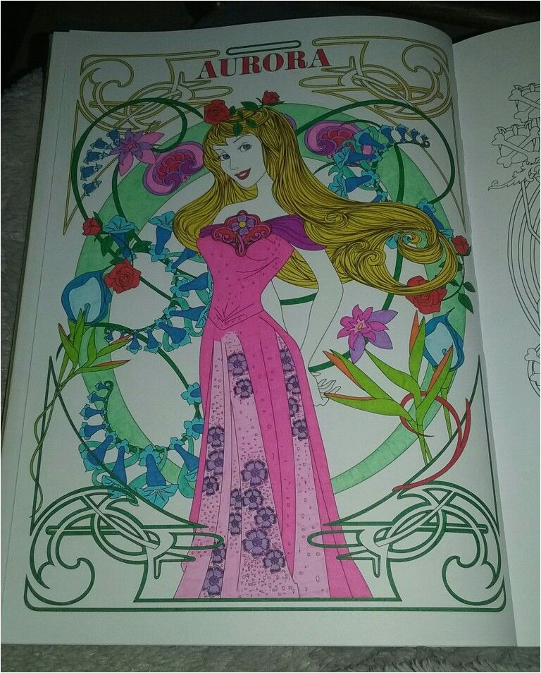 Disney Coloriage Anti Stress Art Thérapie Hachette Heroes 100 Coloriages Anti Stress